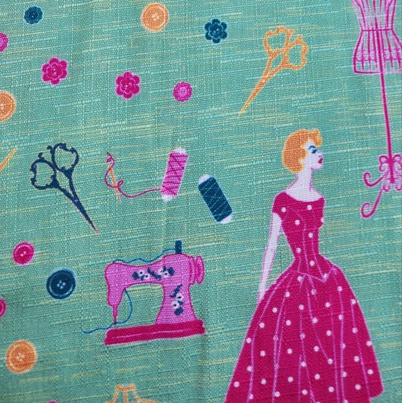 Unique Vintage 1940s Retro Sewing Print Dahlia Swing Dress - Picture 5 of 8